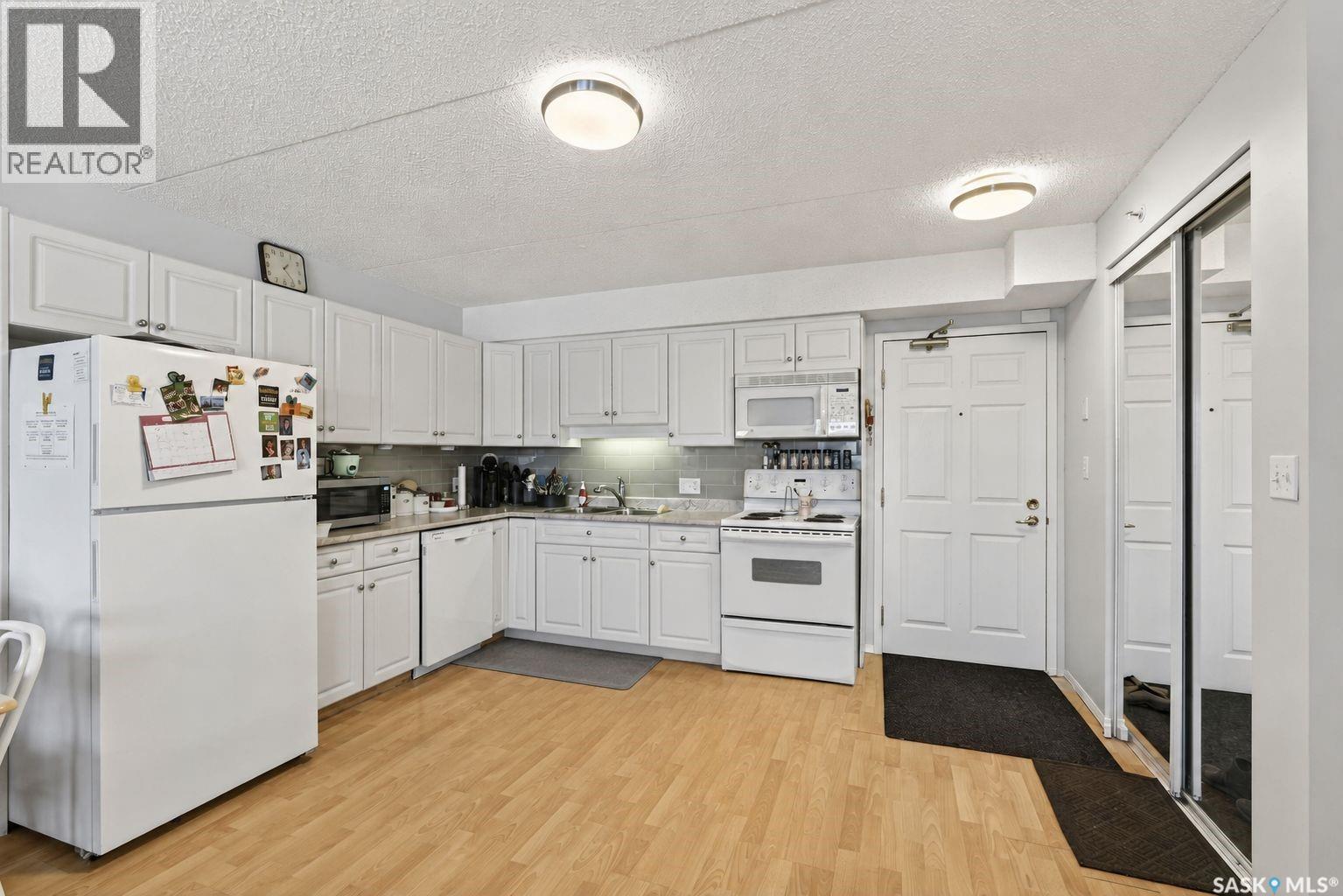 301 2501 1st Avenue W, Prince Albert, Saskatchewan  S6V 5A3 - Photo 3 - SK028776