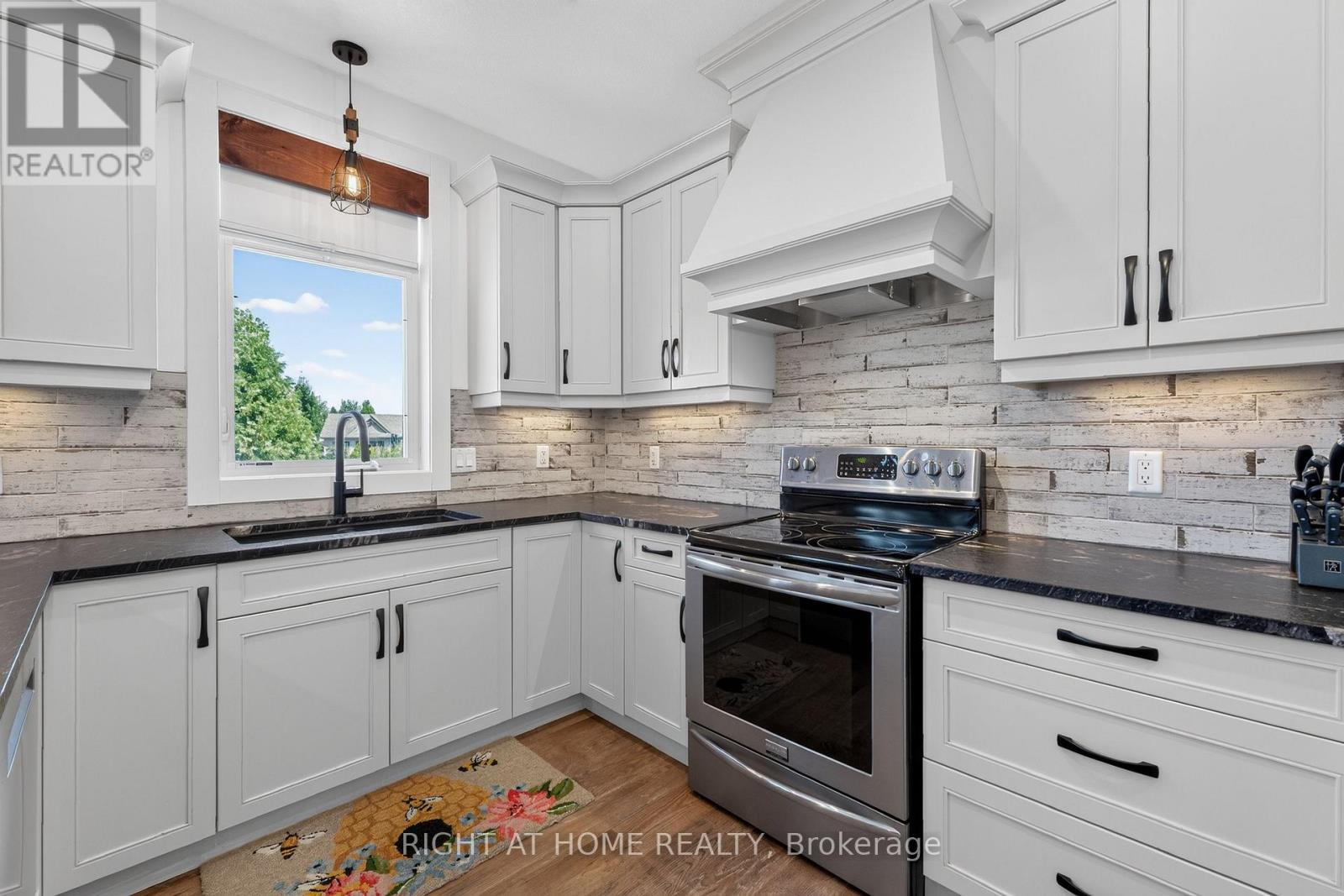 90 Shaw Valley Drive, St. Thomas, Ontario  N5R 0C8 - Photo 15 - X13688914