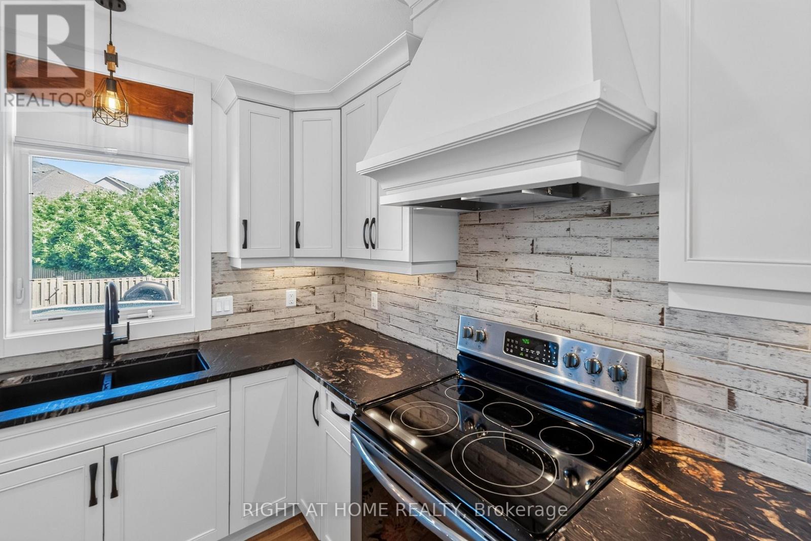 90 Shaw Valley Drive, St. Thomas, Ontario  N5R 0C8 - Photo 22 - X13688914