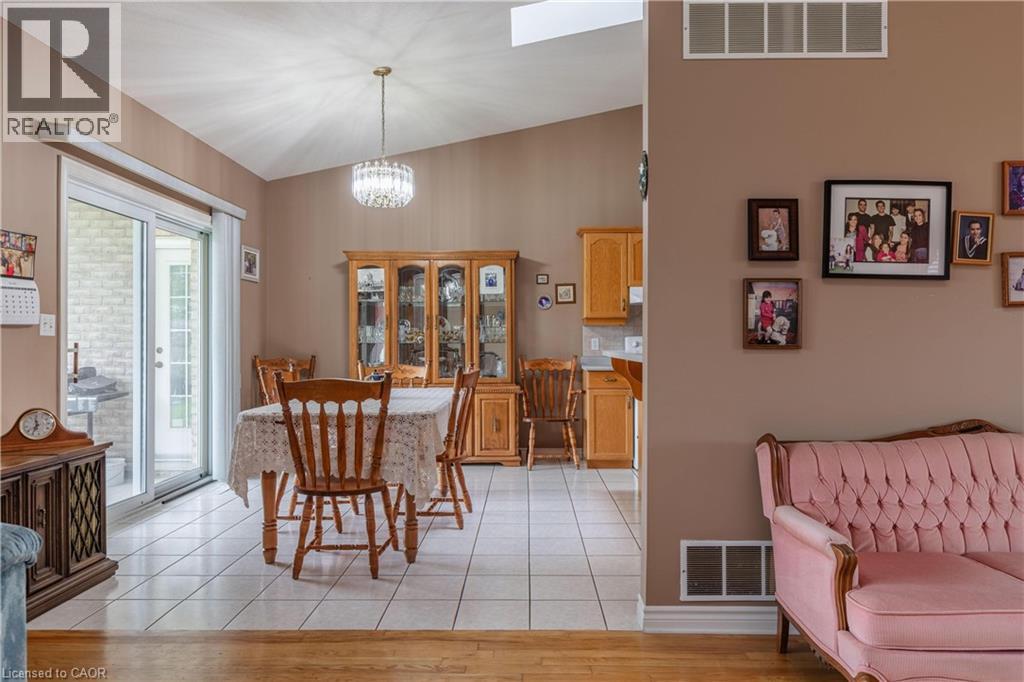 8034 Pinellas Park Drive, Niagara Falls, Ontario  L2H 3B2 - Photo 10 - 40846200