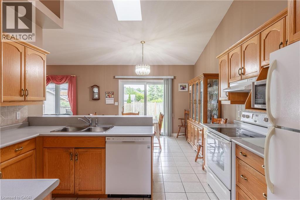 8034 Pinellas Park Drive, Niagara Falls, Ontario  L2H 3B2 - Photo 11 - 40846200