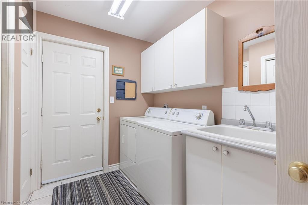 8034 Pinellas Park Drive, Niagara Falls, Ontario  L2H 3B2 - Photo 21 - 40846200