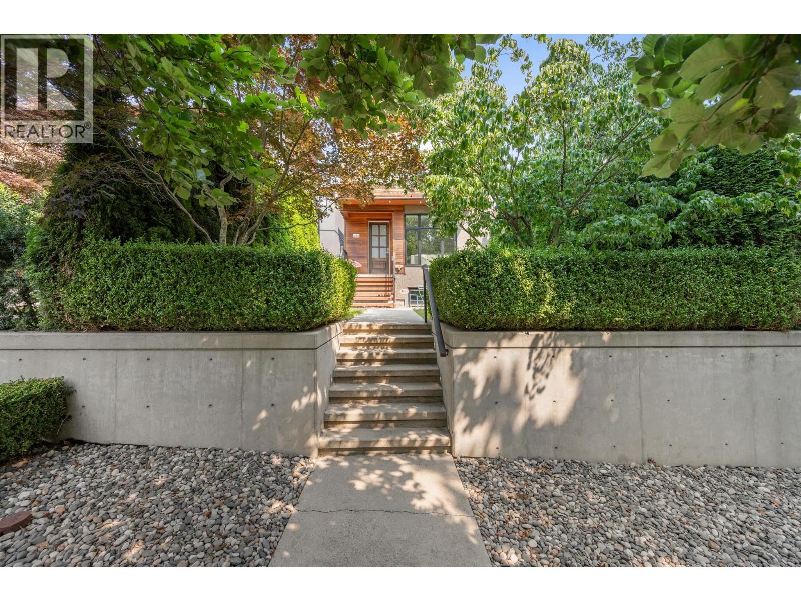 285 E 19th Avenue, Vancouver, British Columbia  V5V 1J3 - Photo 4 - R3156774
