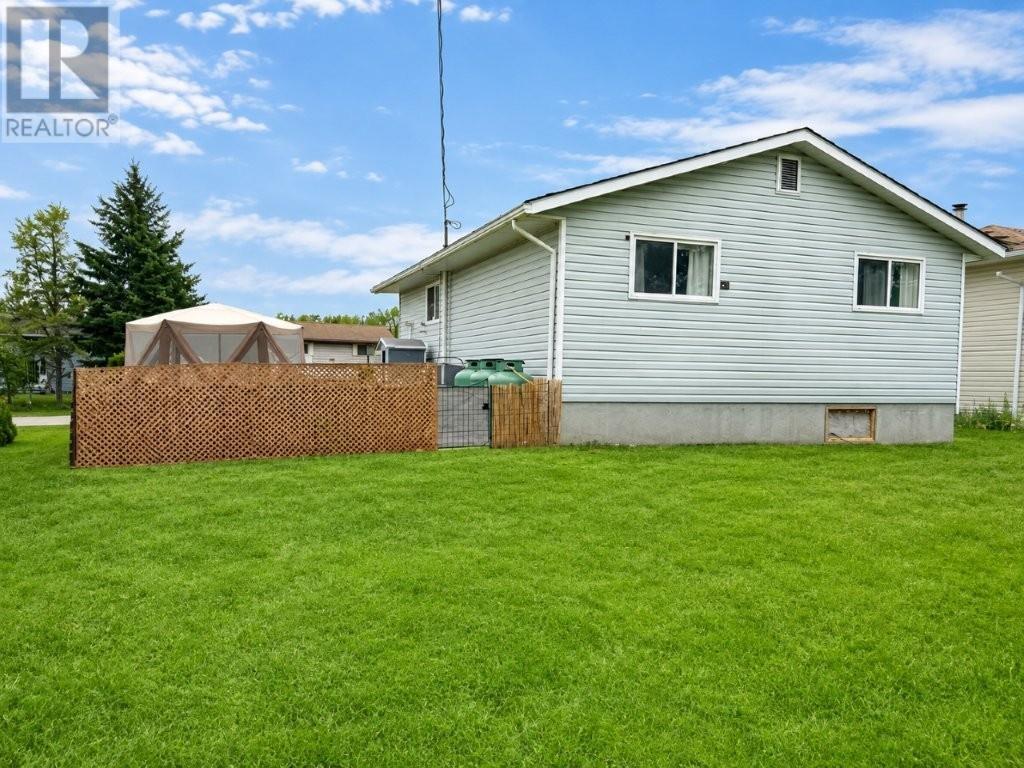114 Northwood Drive, Nakina, Ontario  P0T 2H0 - Photo 33 - TB2602374