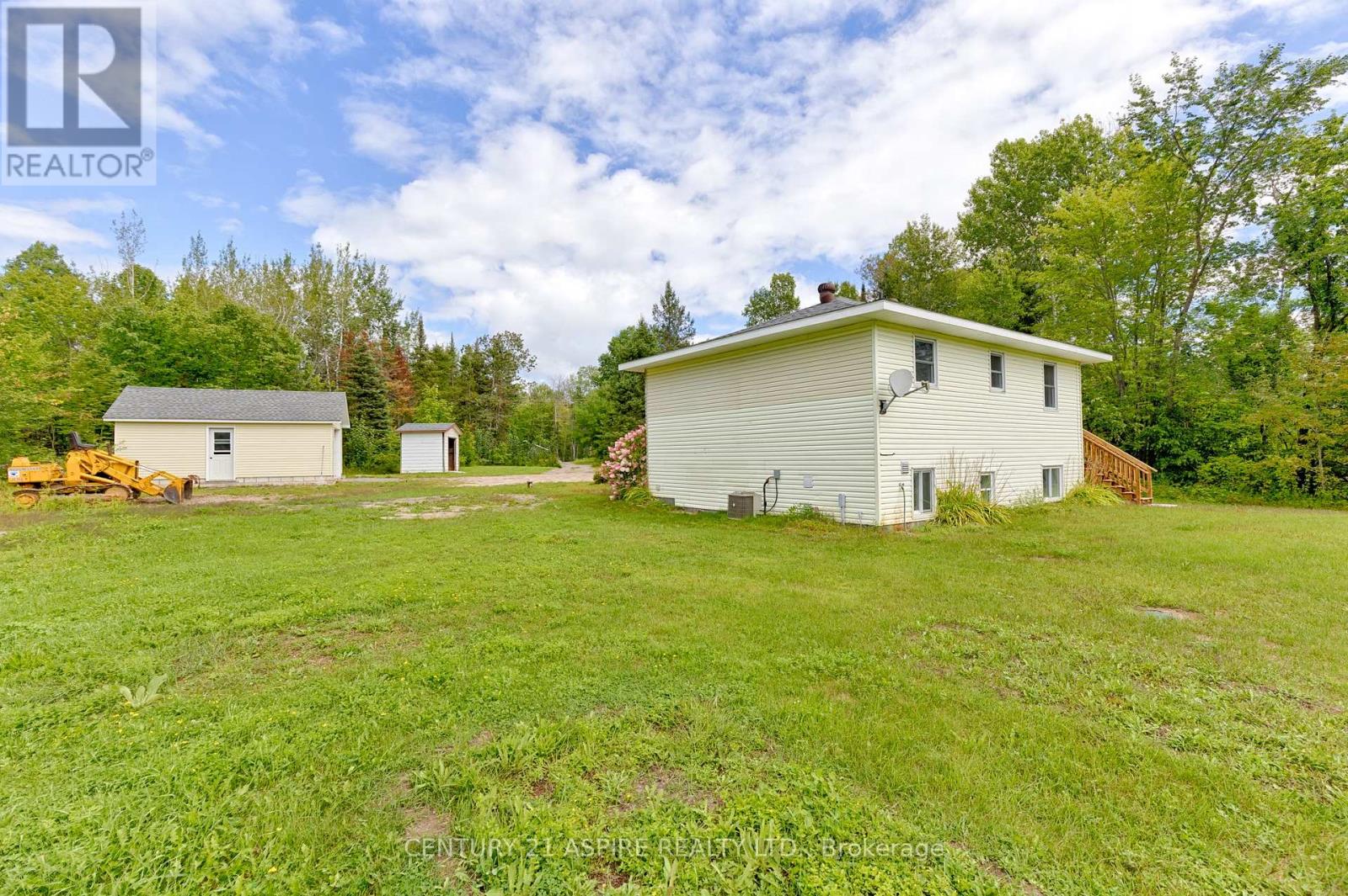 1549 Zion Line, Whitewater Region, Ontario K0J 1C0 - Photo 7 - X13688780