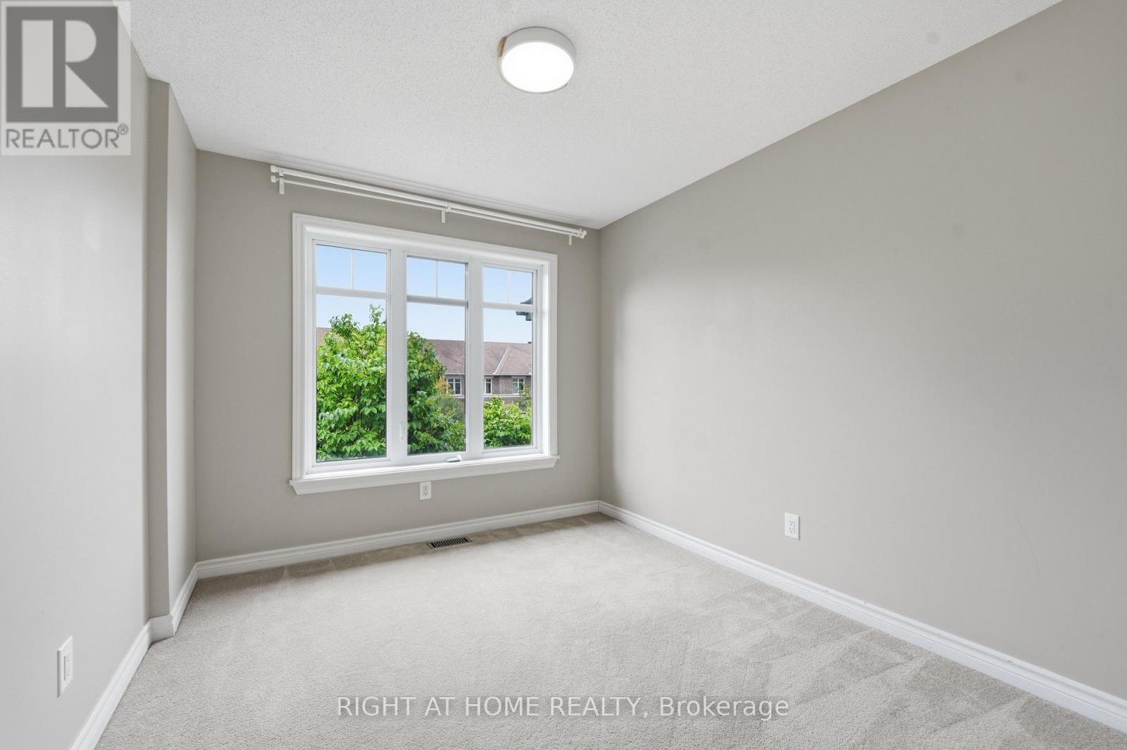 599 Remnor Avenue, Ottawa, Ontario  K2T 0A6 - Photo 32 - X13688788