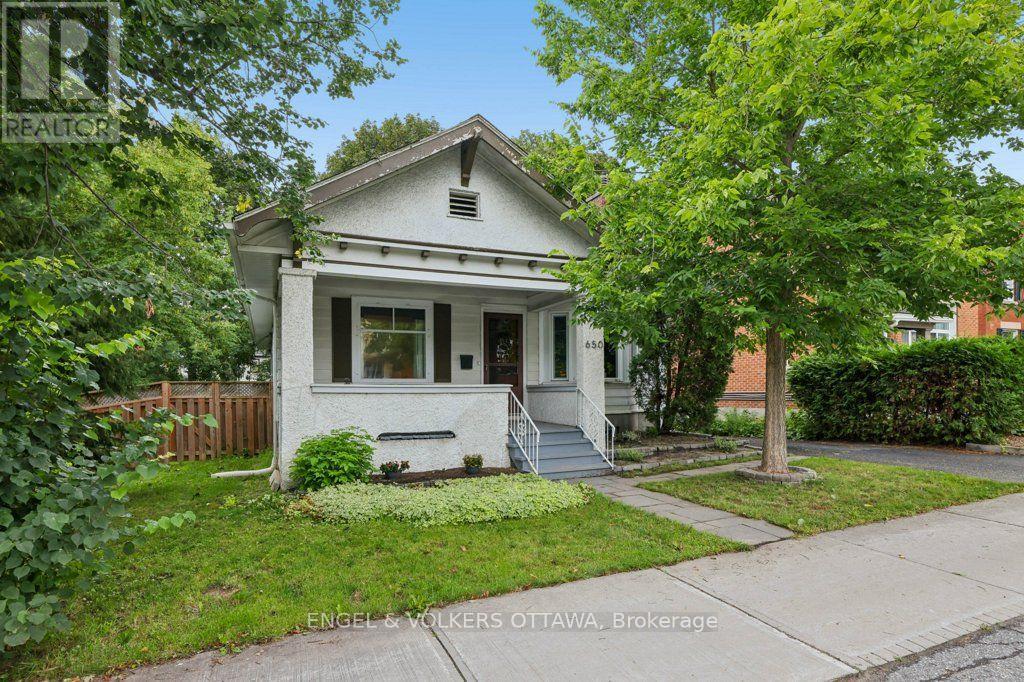 650 CHURCHILL AVENUE N, Ottawa, Ontario