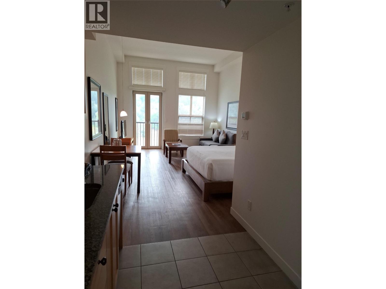 4200 Lakeshore Drive Unit# 338, Osoyoos, British Columbia