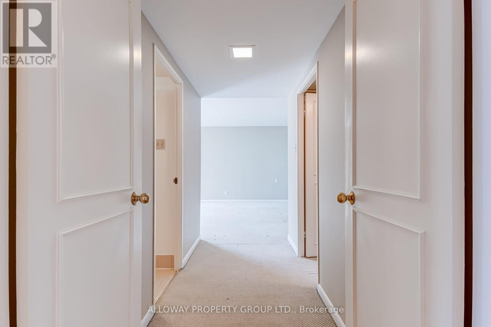 1305 - 1166 Bay Street, Toronto, Ontario  M5S 2X8 - Photo 15 - C13688776