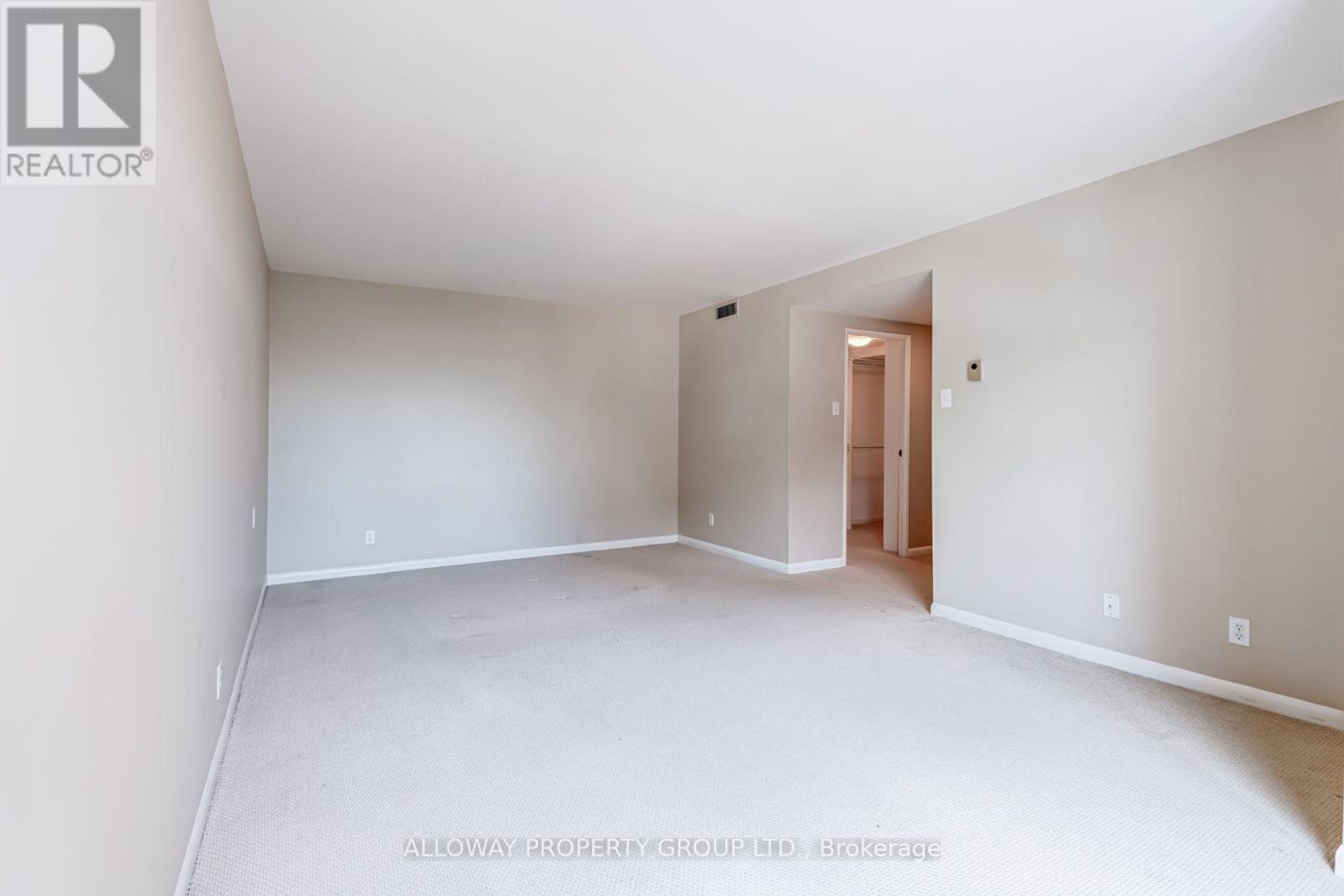 1305 - 1166 Bay Street, Toronto, Ontario  M5S 2X8 - Photo 17 - C13688776