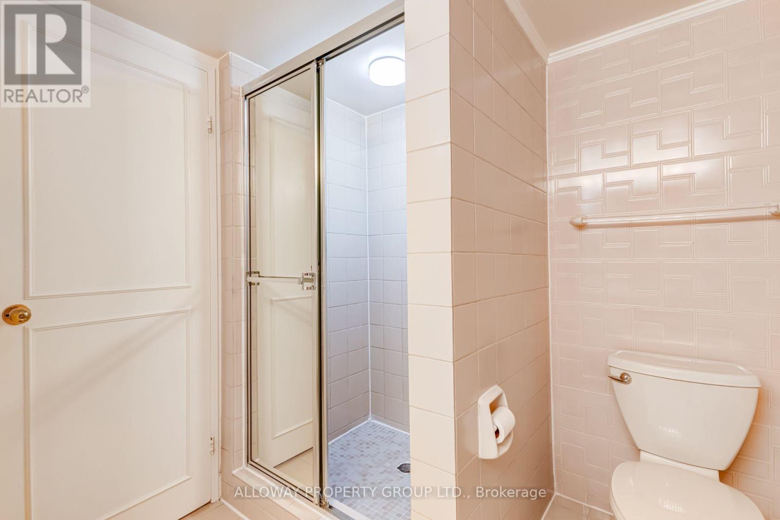 1305 - 1166 Bay Street, Toronto, Ontario  M5S 2X8 - Photo 20 - C13688776