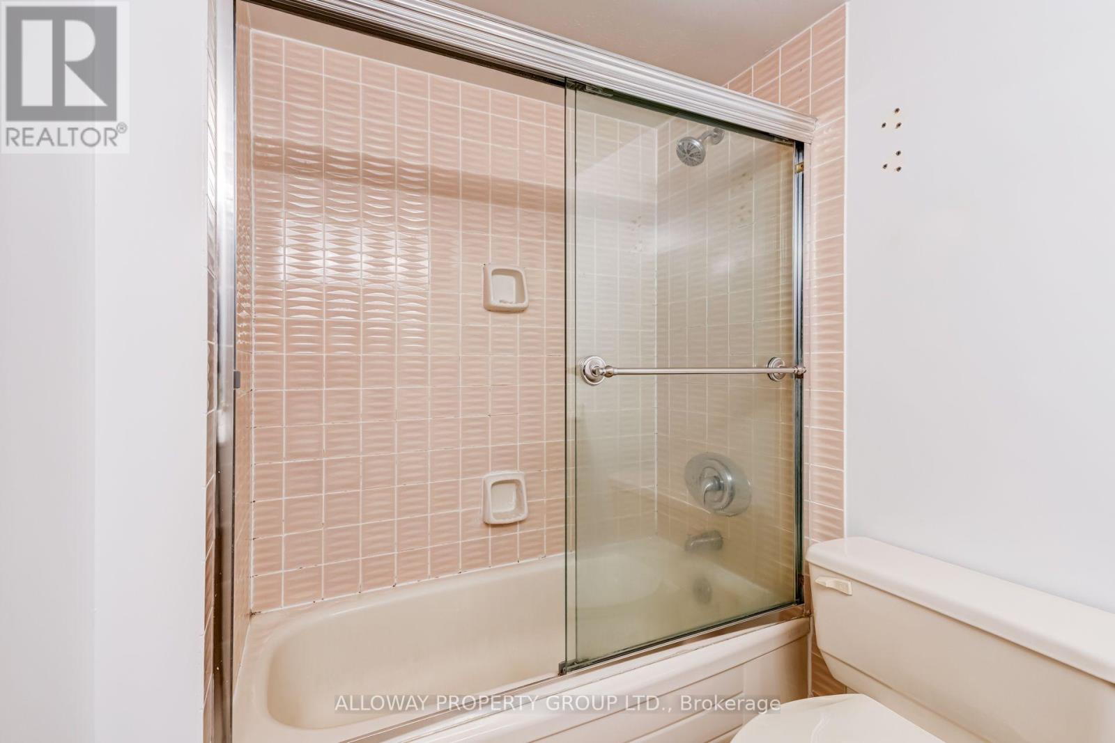1305 - 1166 Bay Street, Toronto, Ontario  M5S 2X8 - Photo 27 - C13688776