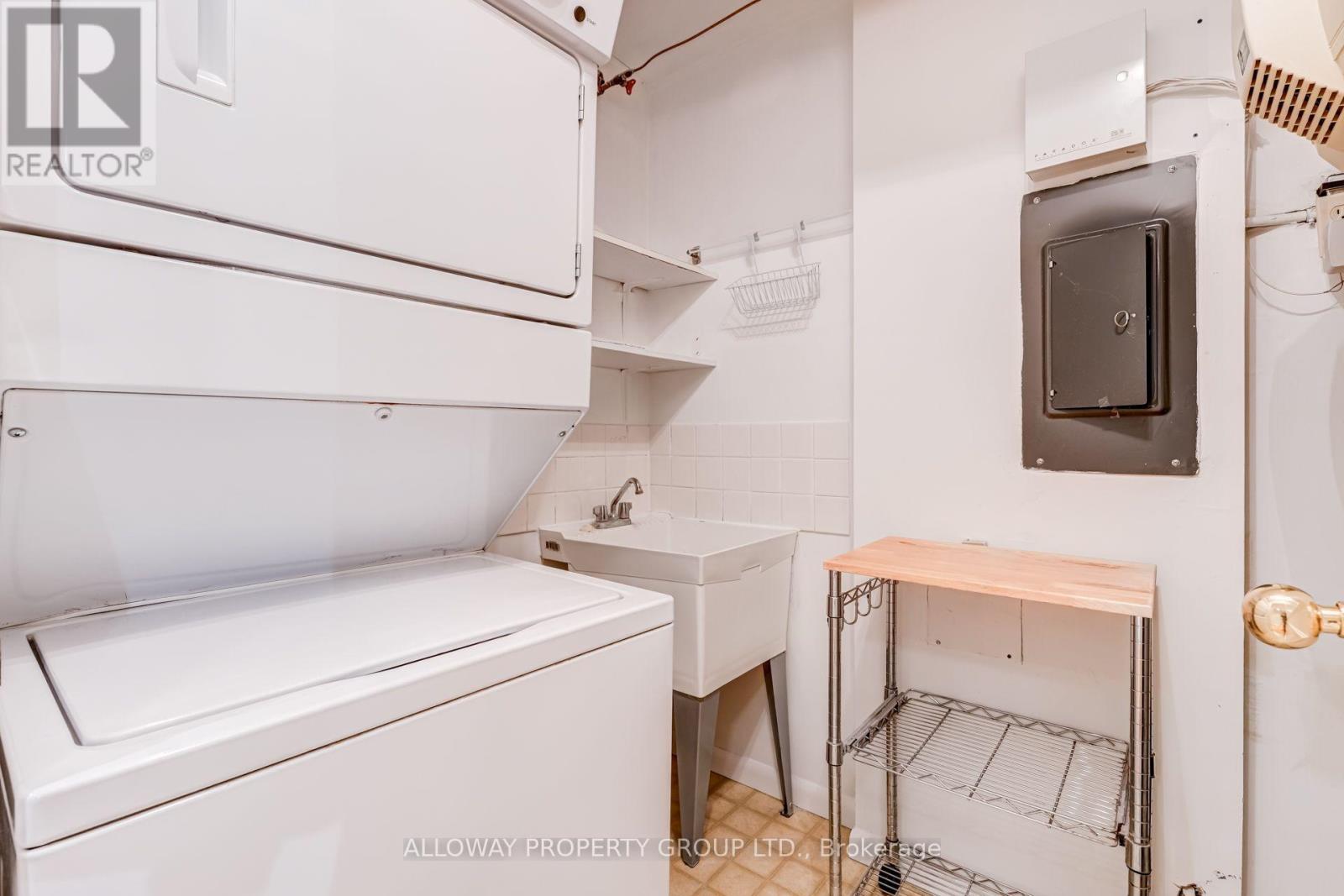 1305 - 1166 Bay Street, Toronto, Ontario  M5S 2X8 - Photo 28 - C13688776