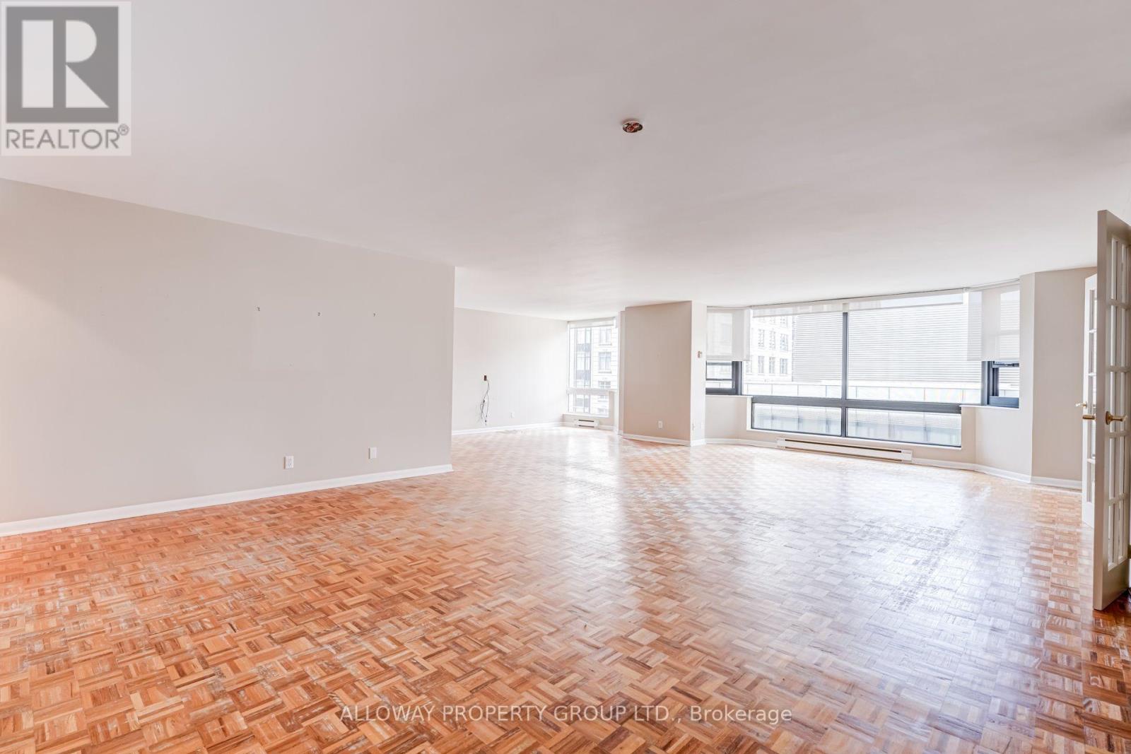 1305 - 1166 Bay Street, Toronto, Ontario  M5S 2X8 - Photo 7 - C13688776