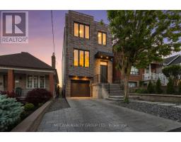 526 WESTMOUNT AVENUE, Toronto, Ontario
