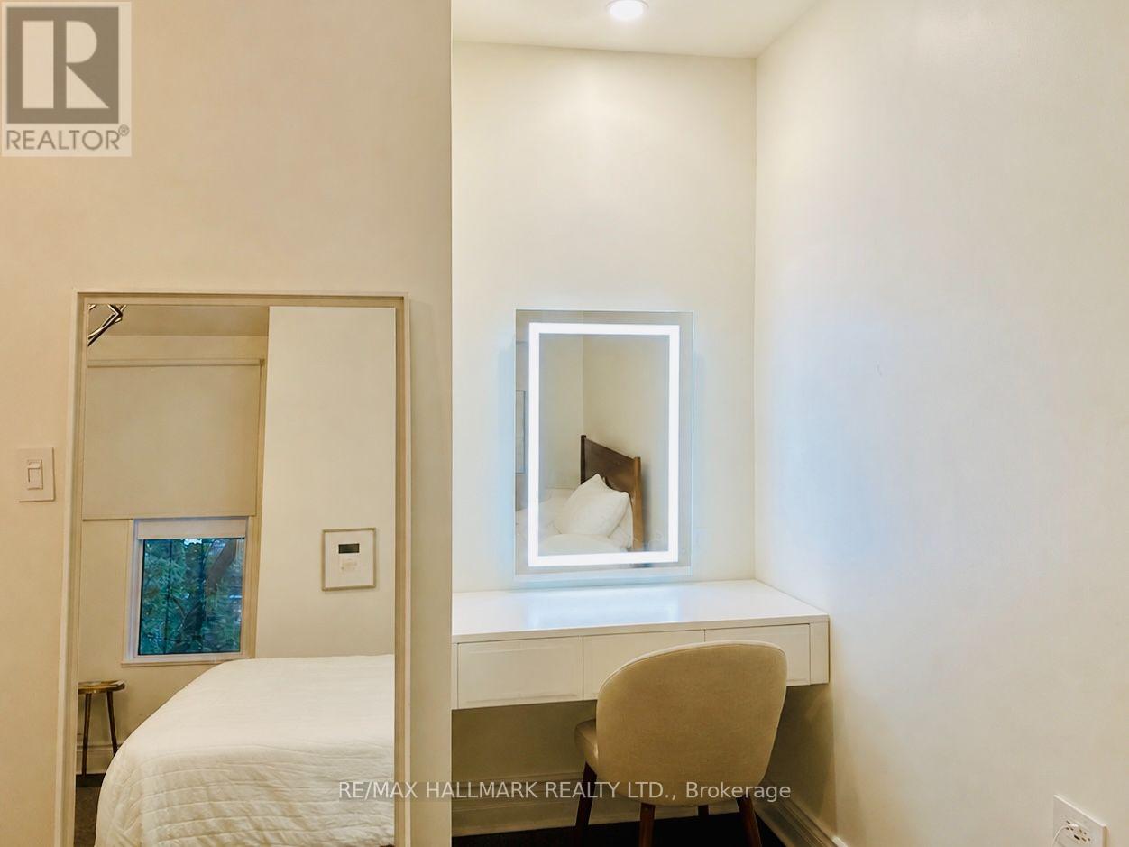 2 - 7 Bernard Avenue, Toronto, Ontario  M5R 1R3 - Photo 15 - C13688968