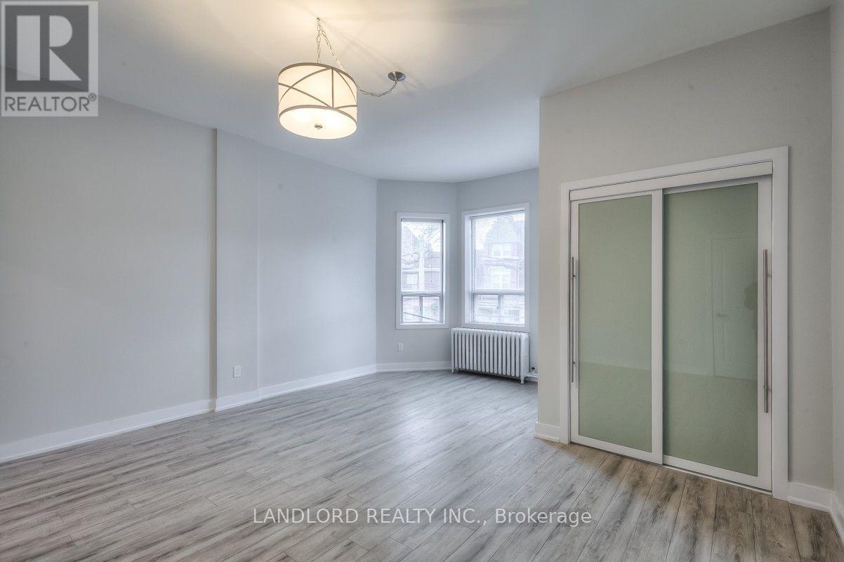 2 - 37 Grange Avenue, Toronto, Ontario  M5T 1C6 - Photo 12 - C13688970