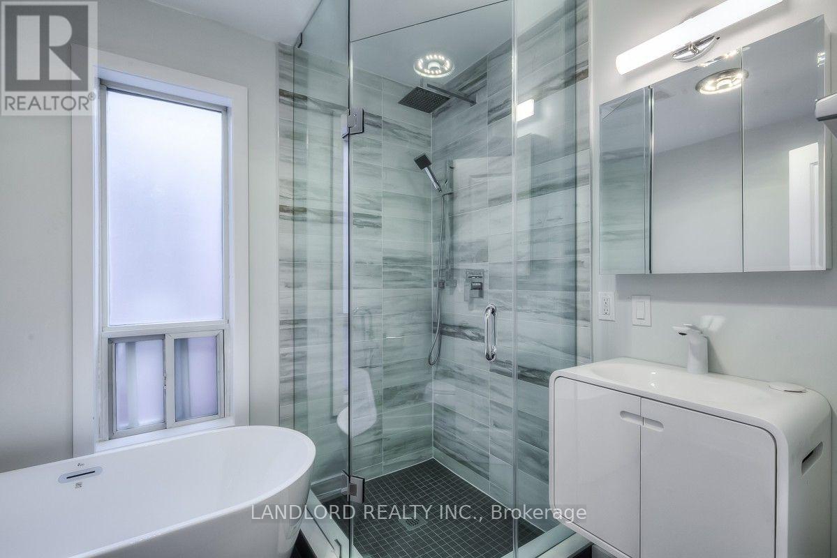 2 - 37 Grange Avenue, Toronto, Ontario  M5T 1C6 - Photo 9 - C13688970