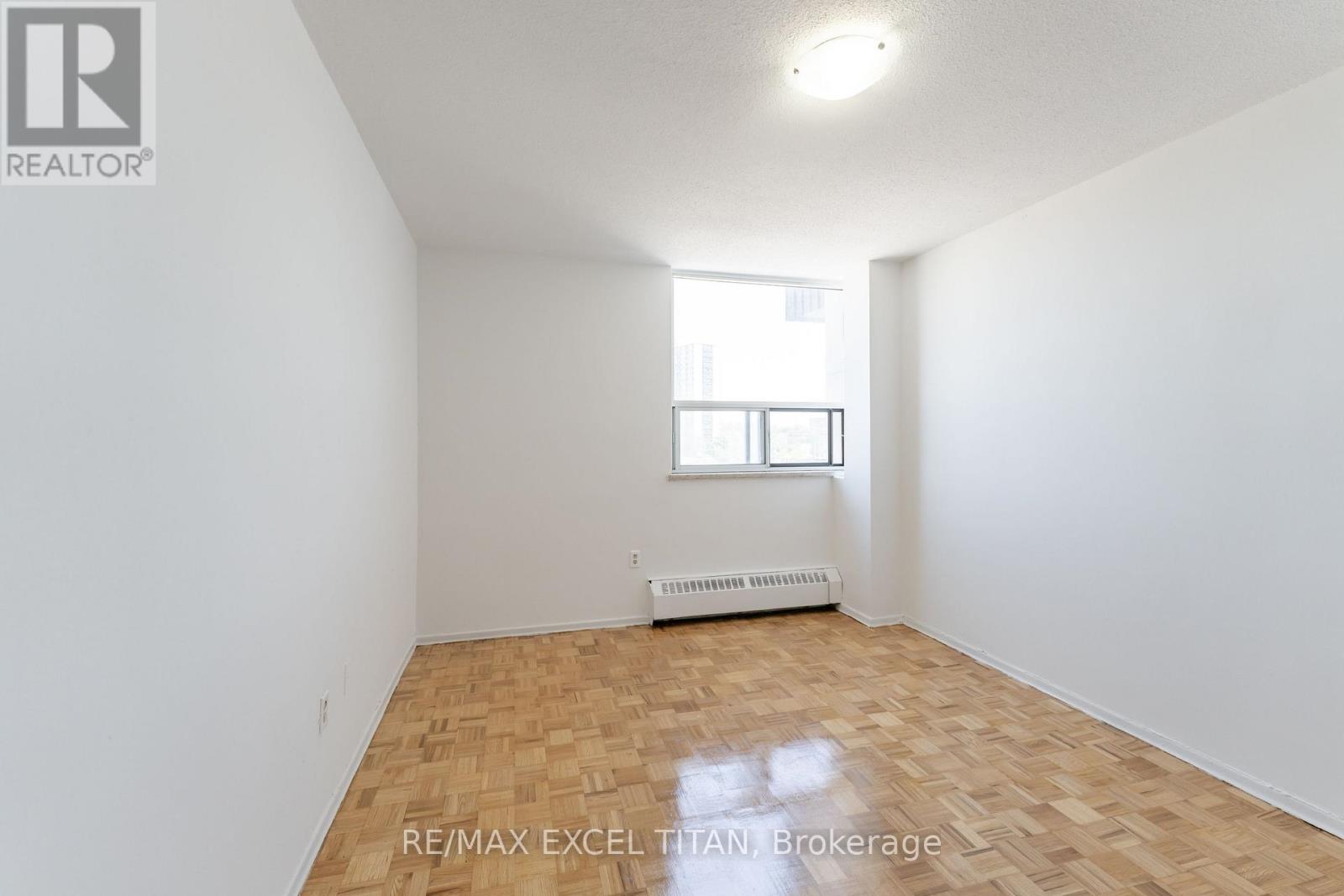 1202 - 1385 Midland Avenue, Toronto, Ontario  M1P 3B8 - Photo 13 - E13688778