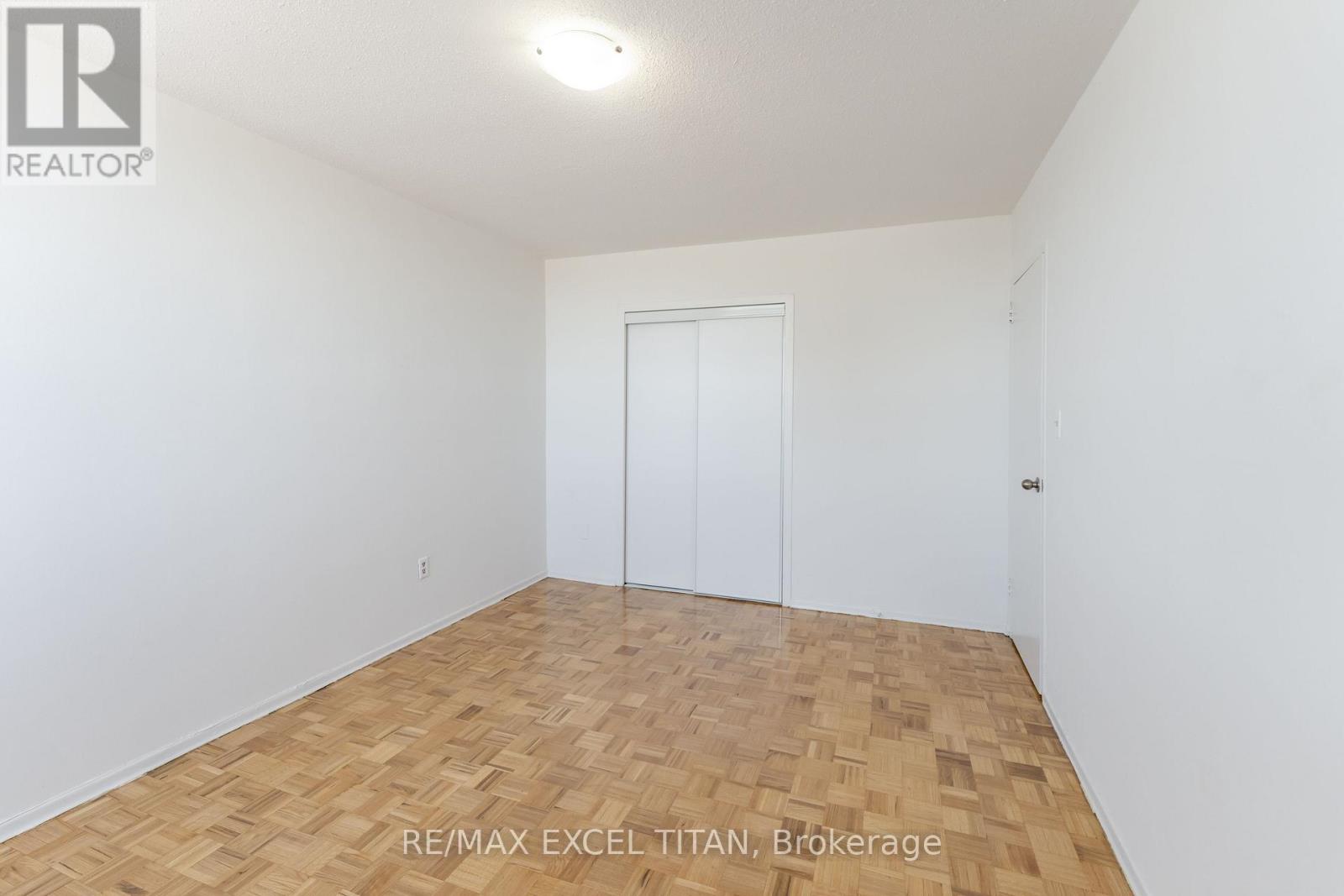 1202 - 1385 Midland Avenue, Toronto, Ontario  M1P 3B8 - Photo 14 - E13688778