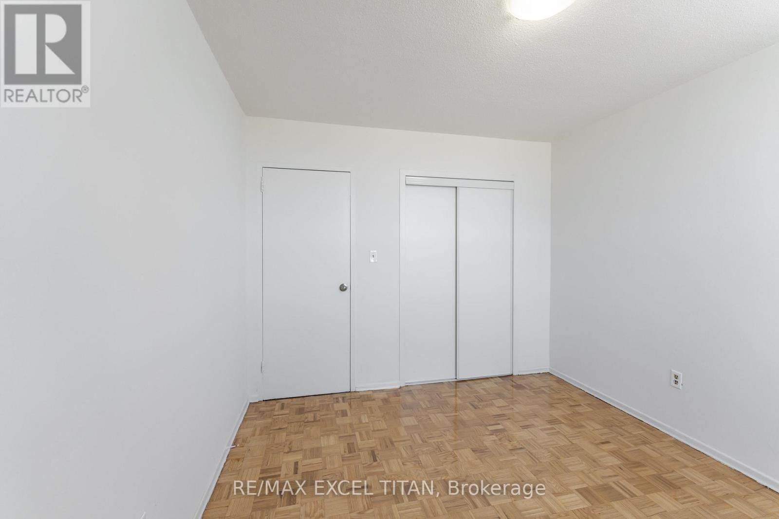 1202 - 1385 Midland Avenue, Toronto, Ontario  M1P 3B8 - Photo 16 - E13688778