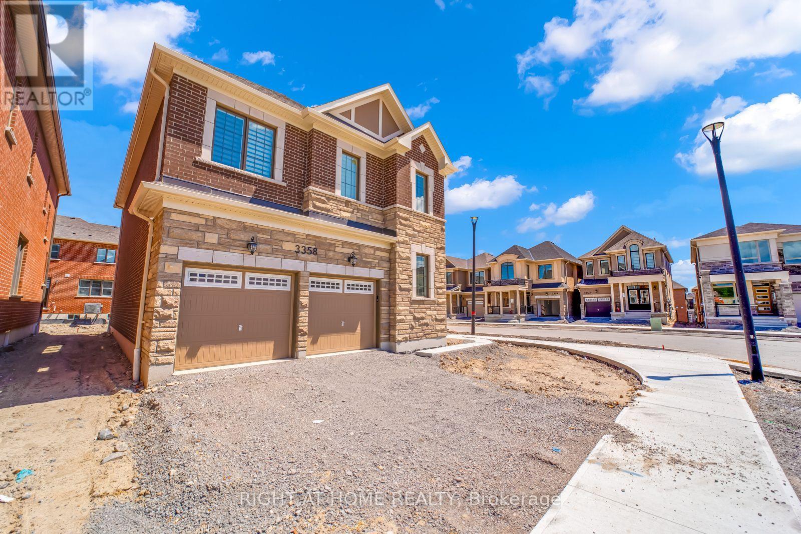 3358 Marchington Square, Pickering, Ontario  L1X 0N1 - Photo 5 - E13688888