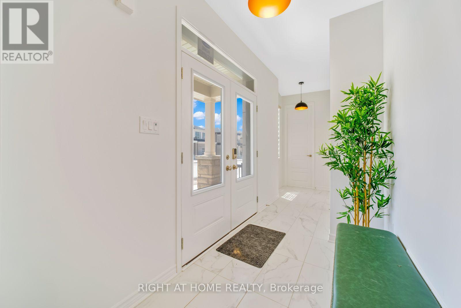 3358 Marchington Square, Pickering, Ontario  L1X 0N1 - Photo 7 - E13688888