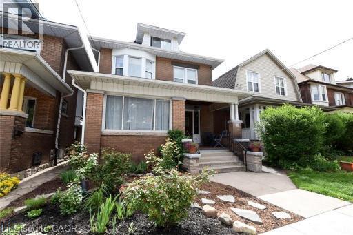 43 SPADINA Avenue Unit# 1