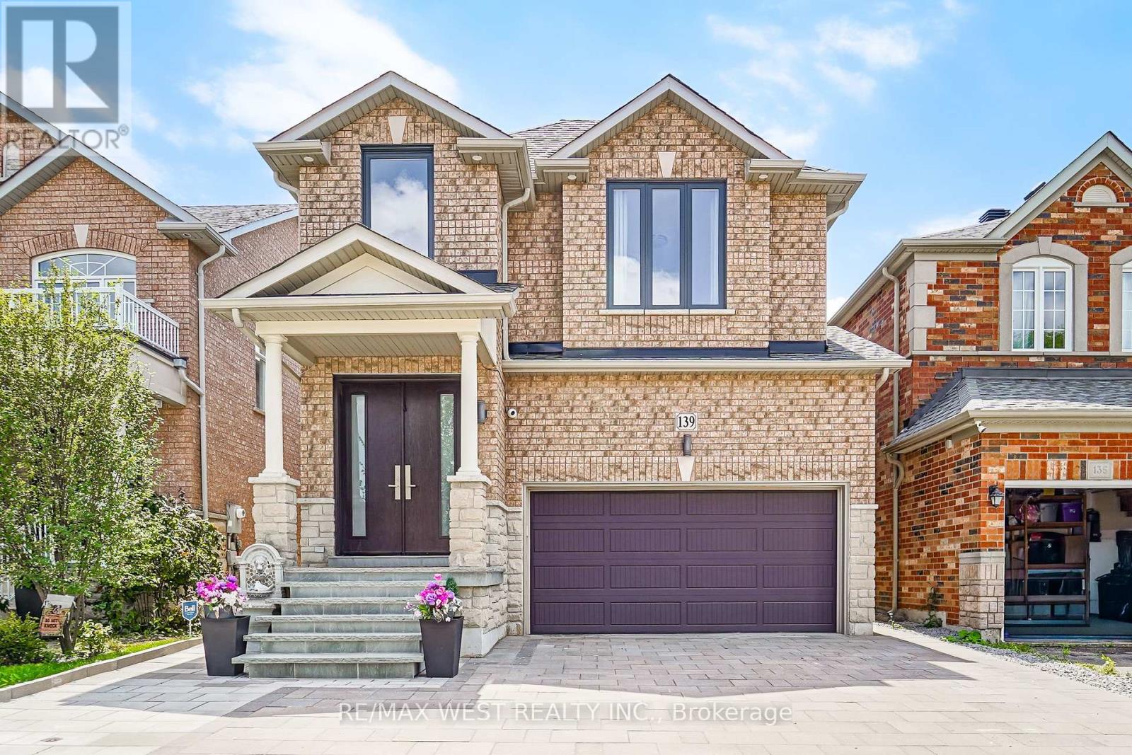139 RIVER RIDGE BOULEVARD, Aurora, Ontario