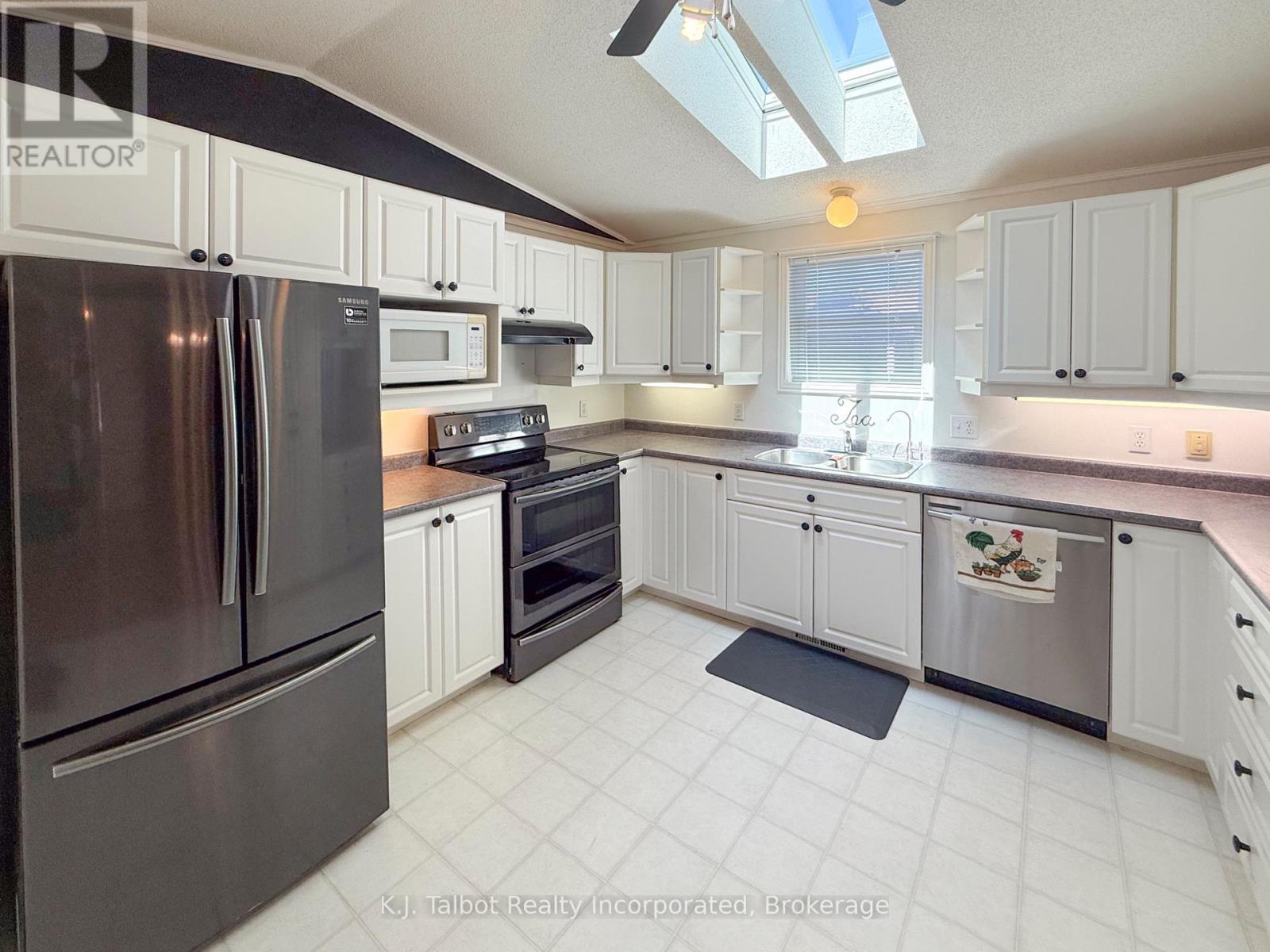55 Algonquin Lane, Ashfield-Colborne-Wawanosh, Ontario  N7A 3Y2 - Photo 27 - X13688836