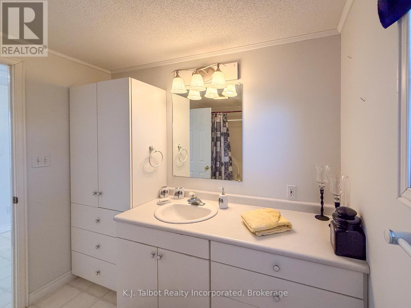 55 Algonquin Lane, Ashfield-Colborne-Wawanosh, Ontario  N7A 3Y2 - Photo 41 - X13688836
