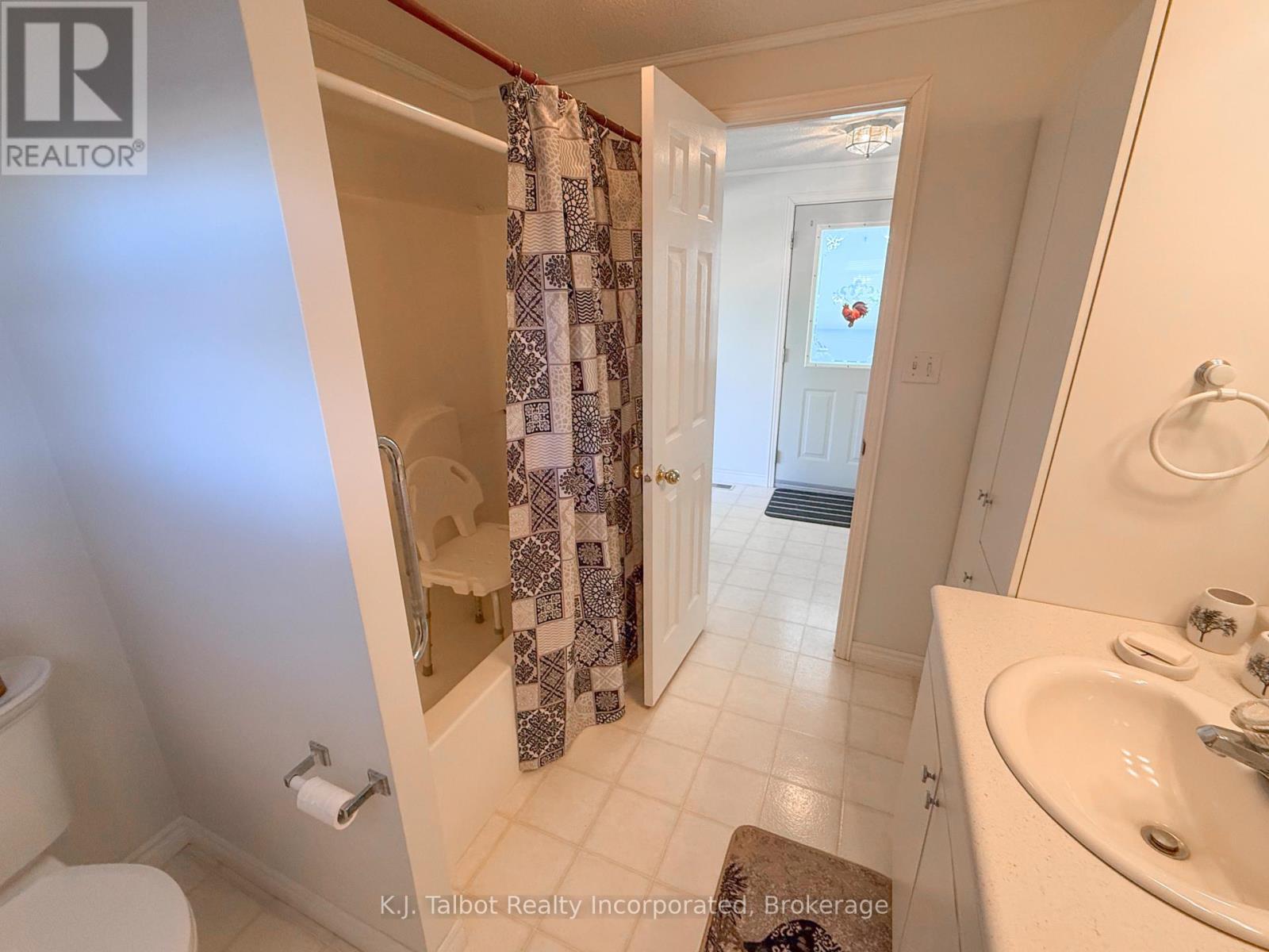 55 Algonquin Lane, Ashfield-Colborne-Wawanosh, Ontario  N7A 3Y2 - Photo 42 - X13688836