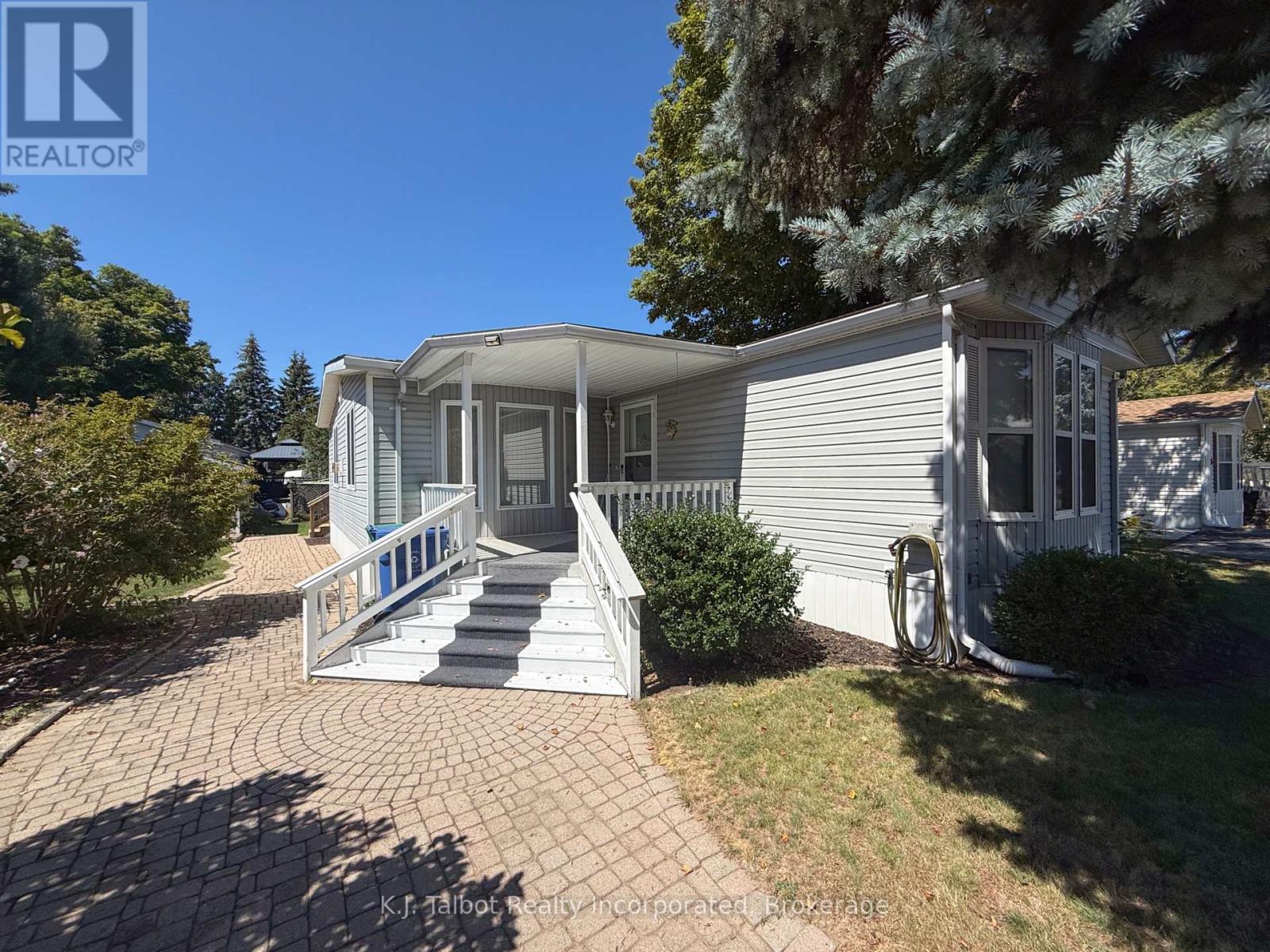 55 Algonquin Lane, Ashfield-Colborne-Wawanosh, Ontario  N7A 3Y2 - Photo 5 - X13688836