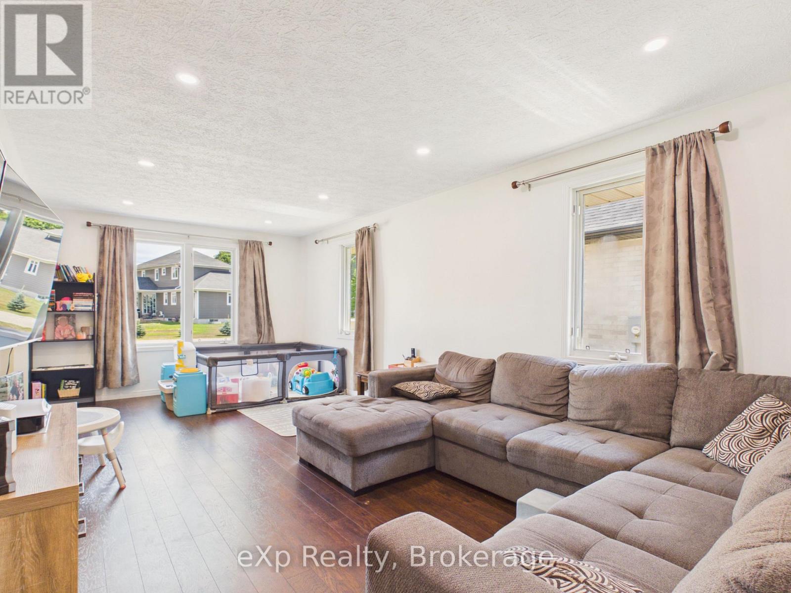 1103 Marietta Street, Howick, Ontario  N0G 2X0 - Photo 12 - X13688868