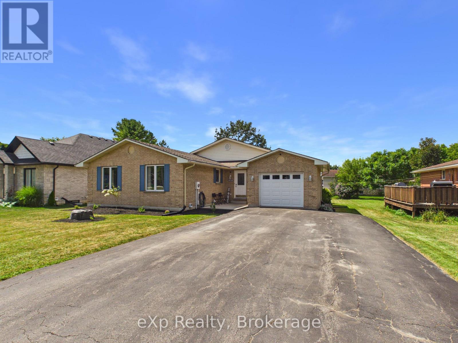 1103 Marietta Street, Howick, Ontario  N0G 2X0 - Photo 2 - X13688868