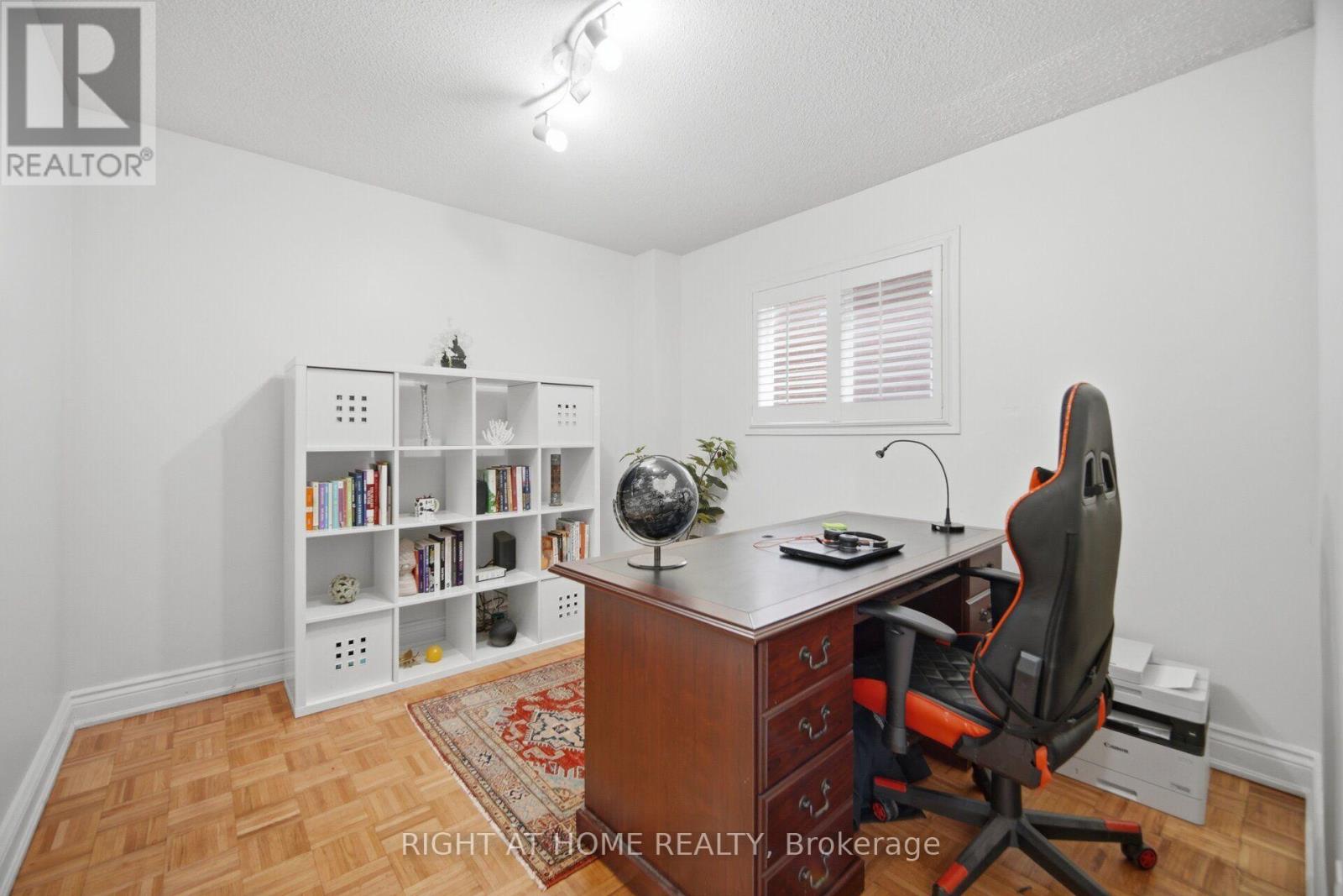 6379 Alderwood Trail, Mississauga, Ontario  L5N 6W9 - Photo 19 - W13687112