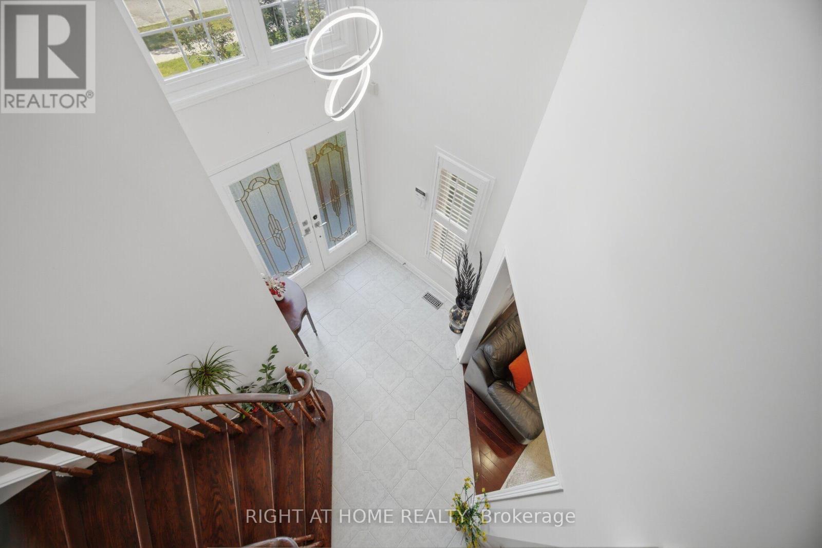 6379 Alderwood Trail, Mississauga, Ontario  L5N 6W9 - Photo 23 - W13687112