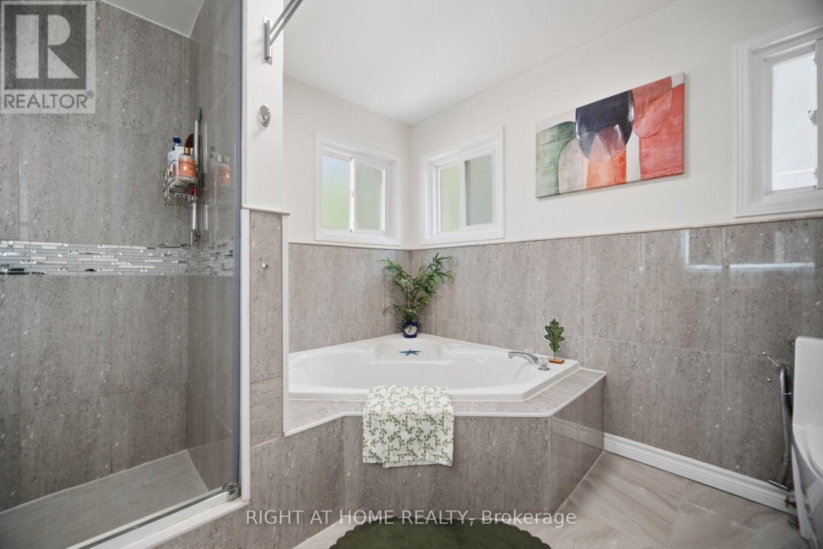 6379 Alderwood Trail, Mississauga, Ontario  L5N 6W9 - Photo 31 - W13687112