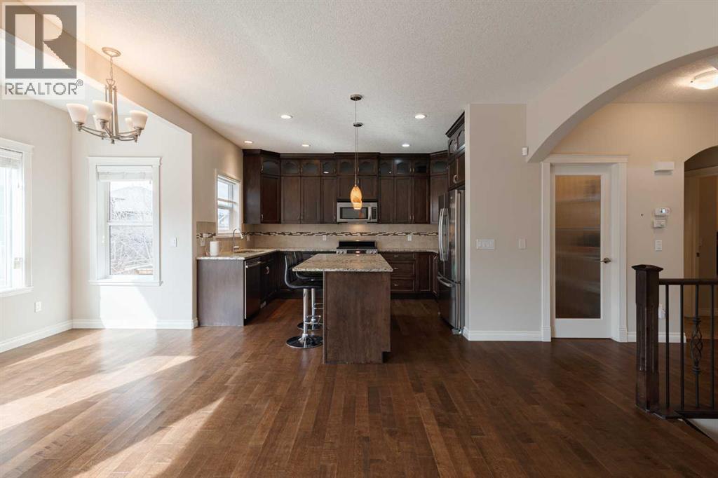 97 Aspenshire Drive SW, Calgary, Alberta  t3h 0P6 - Photo 11 - A2329149