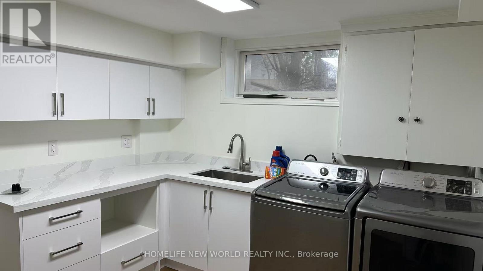 Basment - 929 Clarkson Road S, Mississauga, Ontario  L5J 2V5 - Photo 8 - W13688790