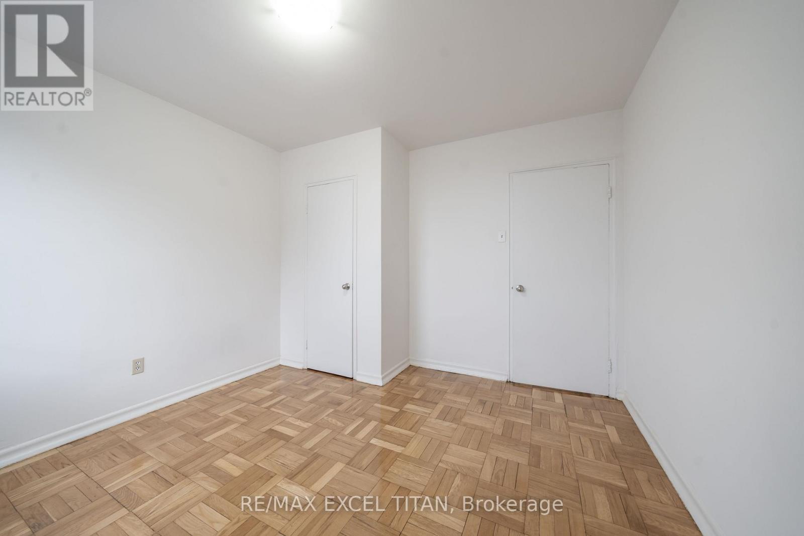 103 - 2507 Eglinton Avenue W, Toronto, Ontario  M6M 1S9 - Photo 4 - W13688798