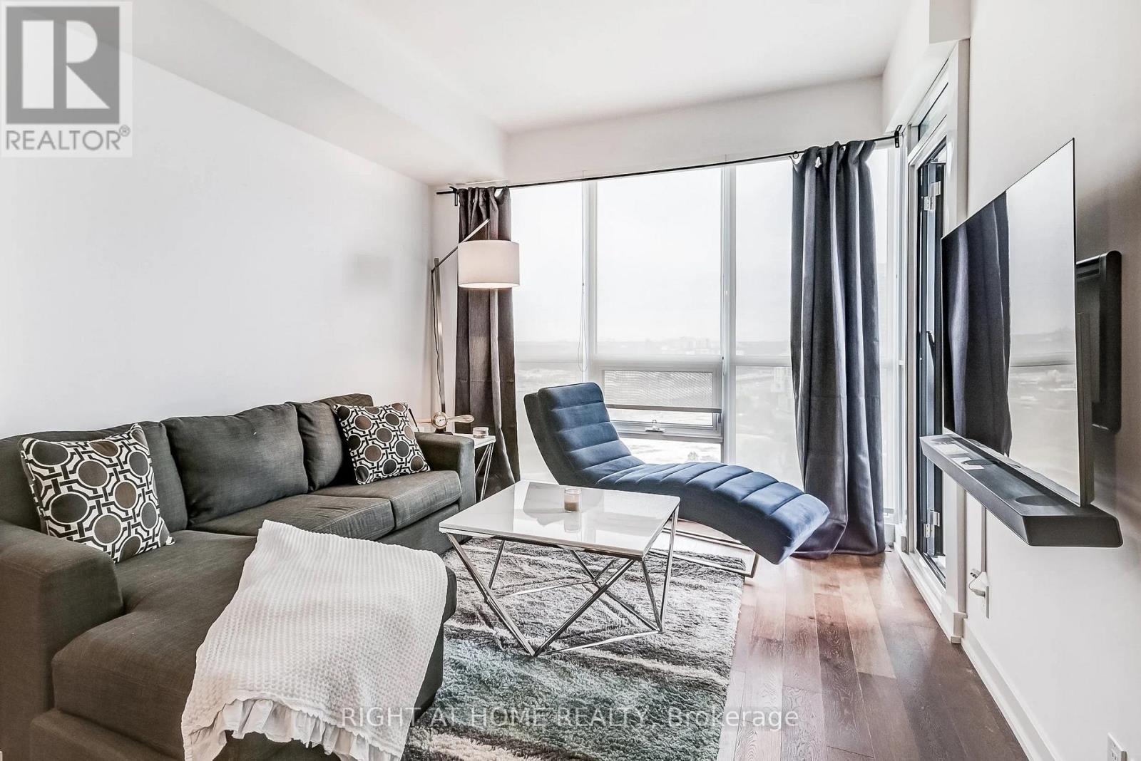 2710 - 2212 LAKE SHORE BOULEVARD W, Toronto, Ontario
