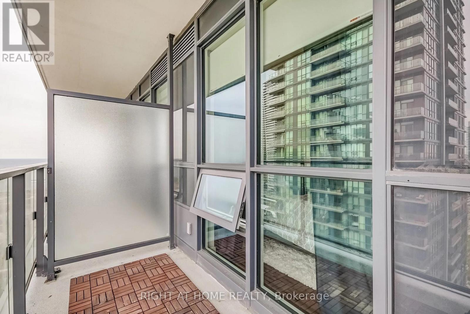 2710 - 2212 Lake Shore Boulevard W, Toronto, Ontario  M8V 0C2 - Photo 16 - W13688818