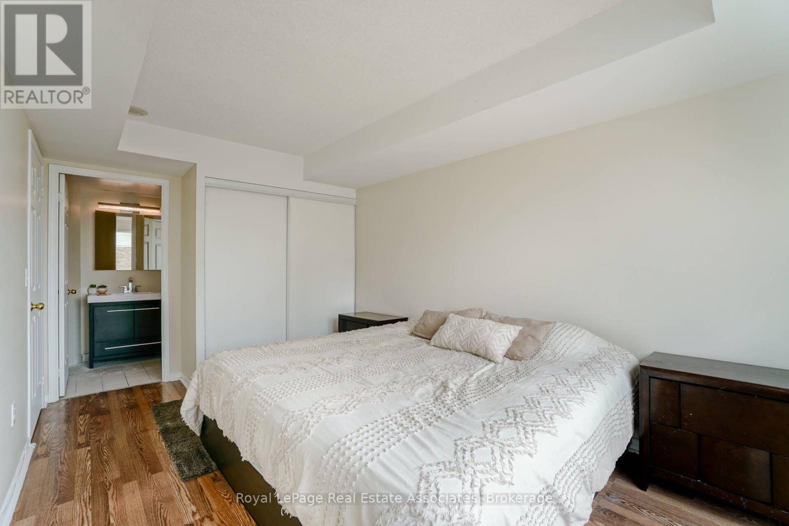 306 - 11 Michael Power Place, Toronto, Ontario M9A 5G3 - Photo 18 - W13688824