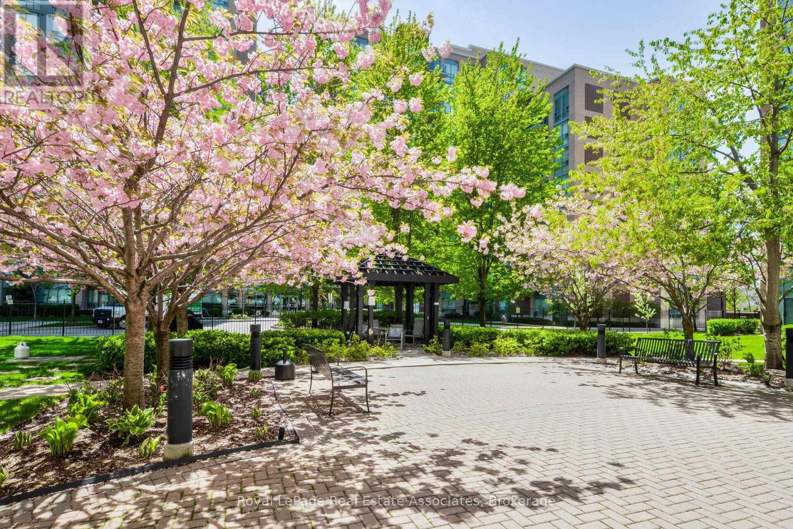 306 - 11 Michael Power Place, Toronto, Ontario M9A 5G3 - Photo 30 - W13688824