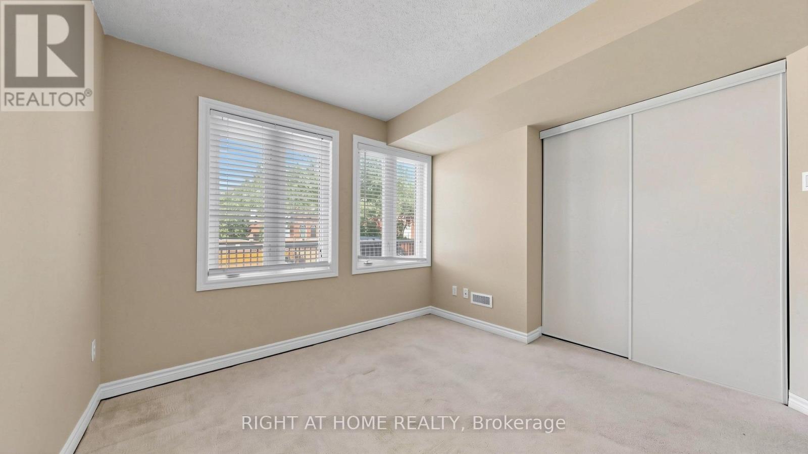 801 - 1701 Lampman Avenue, Burlington, Ontario  L7L 6R7 - Photo 23 - W13688832