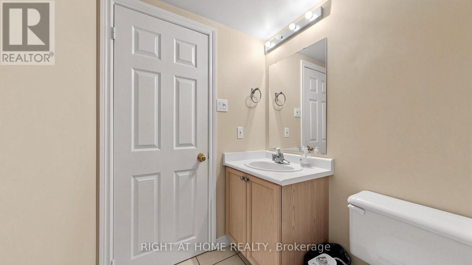 801 - 1701 Lampman Avenue, Burlington, Ontario  L7L 6R7 - Photo 31 - W13688832