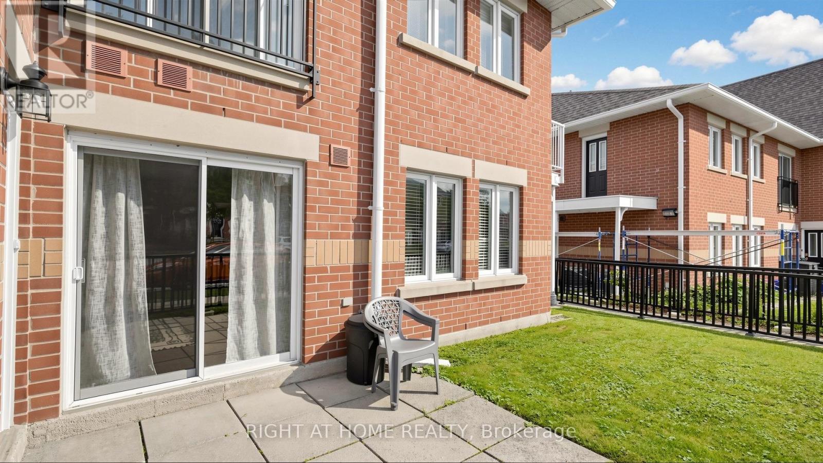 801 - 1701 Lampman Avenue, Burlington, Ontario  L7L 6R7 - Photo 38 - W13688832