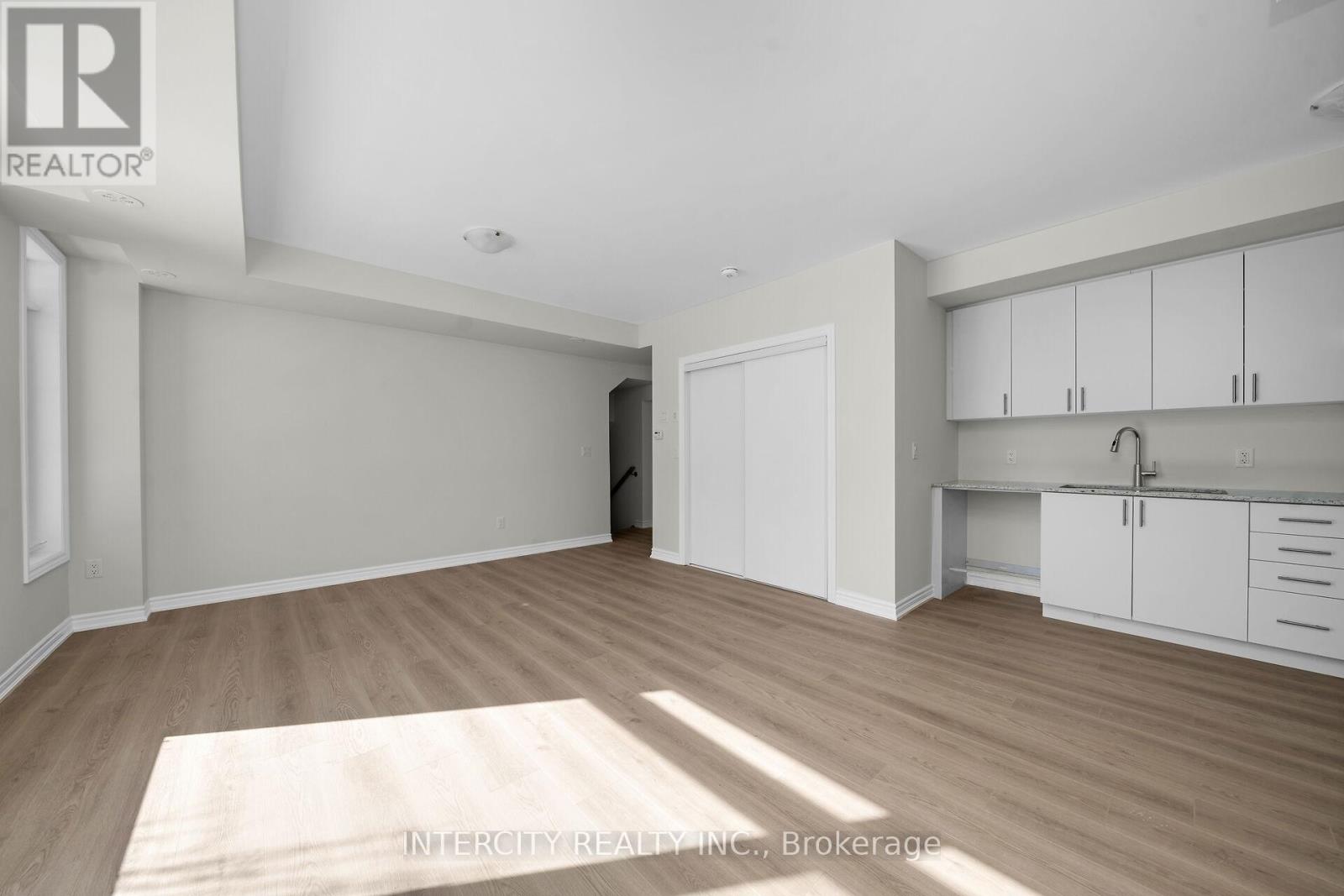 23 Vibrant Way, Caledon, Ontario  L7C 1Z9 - Photo 3 - W13688872