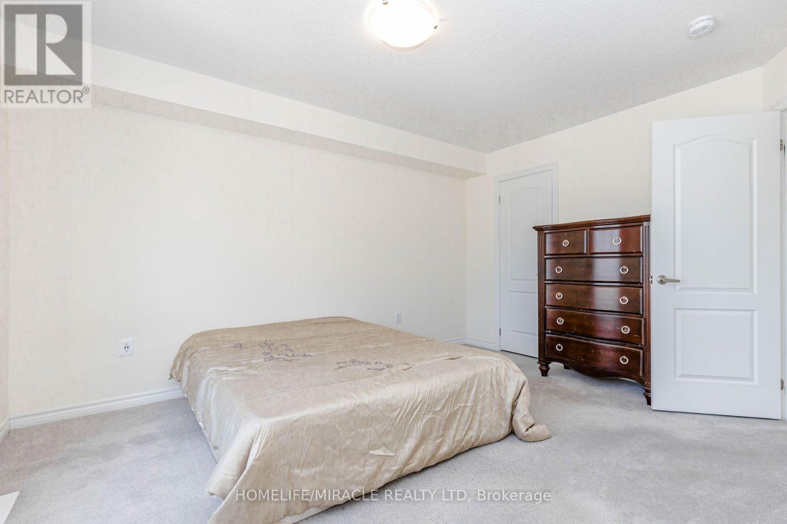 32 Arcola Street, Brampton, Ontario  L6P 4N7 - Photo 32 - W13688918